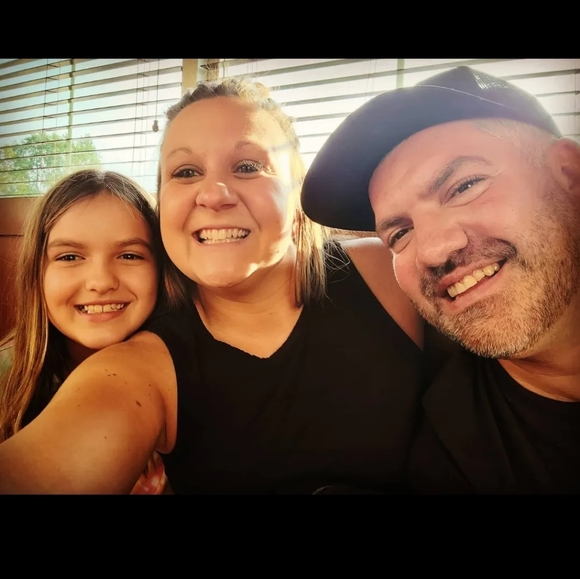 Meet your Posher, Kristal - Picture 1 of 1